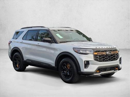 Space White Metallic 2026 Ford Explorer Tremor