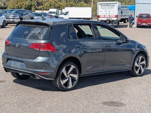 2017 Volkswagen Golf GTI 2.0T S 4-Door