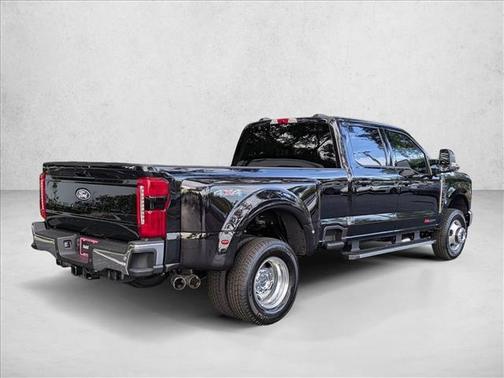 Agate Black Metallic 2027 Ford F-350 Lariat