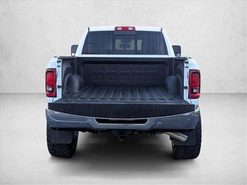 2026 RAM 2500 Tradesman Crew Cab 4x4 6'4' Box