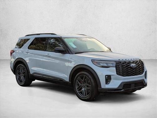 Space White Metallic 2026 Ford Explorer ST-Line