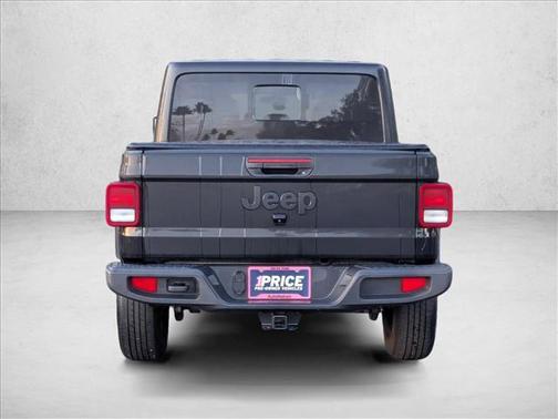 2022 Jeep Gladiator Altitude 4x4