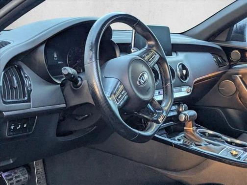 2021 Kia Stinger GT-Line