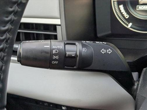 Mercury Gray Metallic 2023 Mitsubishi Outlander PHEV SEL