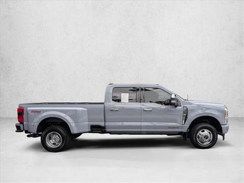 2025 Ford F-350 Platinum