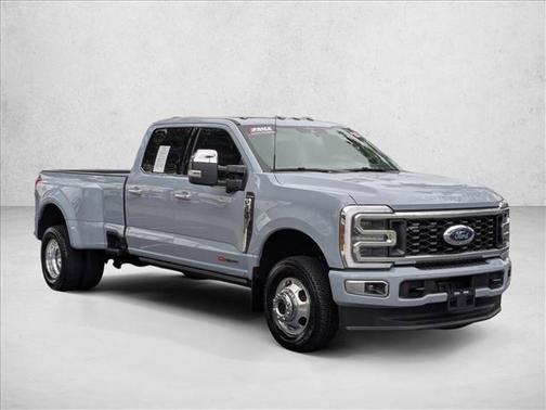 2025 Ford F-350 Platinum