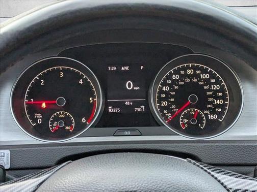 2015 Volkswagen Golf SportWagen TDI SE 4-Door