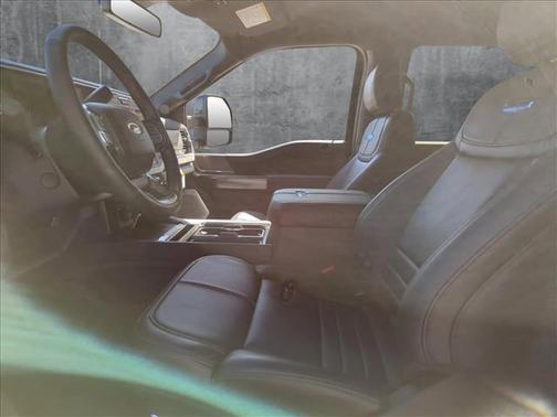 2025 Ford F-350 Platinum