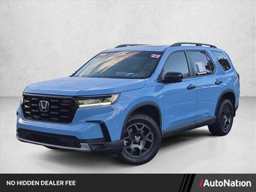 Diffused Sky Pearl 2025 Honda Pilot TrailSport