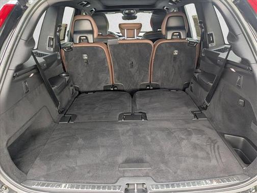 Onyx Black Metallic 2023 Volvo XC90 Recharge Plug-In Hybrid T8 Plus Dark Theme 7-Seater