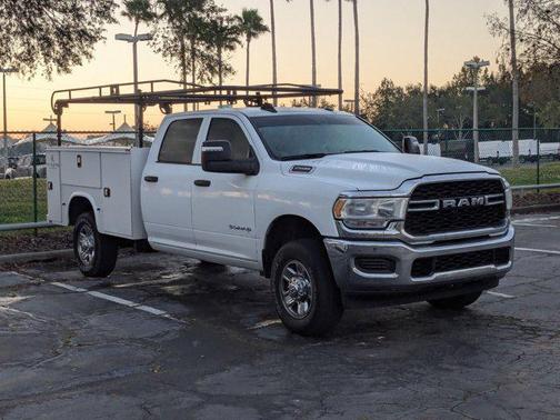 2024 RAM 2500 Tradesman Crew Cab 4x4 8' Box