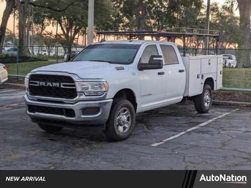 2024 RAM 2500 Tradesman Crew Cab 4x4 8' Box