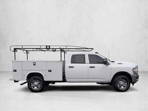 2024 RAM 2500 Tradesman Crew Cab 4x4 8' Box