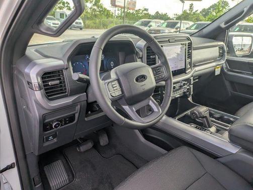 Oxford White 2026 Ford F-150 XLT