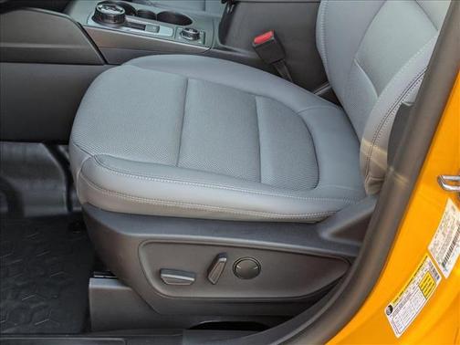 Orange Fury Metallic Tri-Coat 2026 Ford Bronco Sport Badlands
