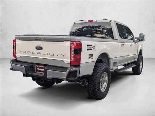 Avalanche 2026 Ford F-250 Lariat