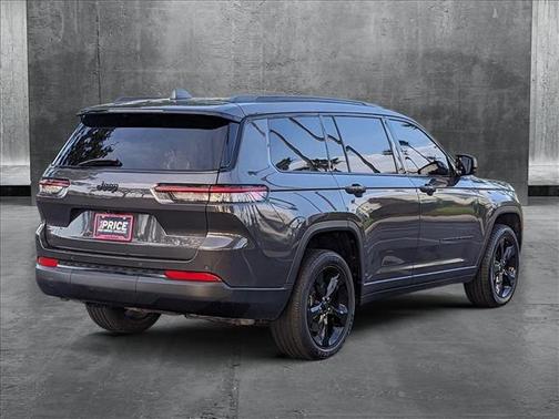 2022 Jeep Grand Cherokee L Altitude