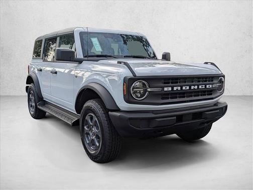 Oxford White 2026 Ford Bronco Big Bend