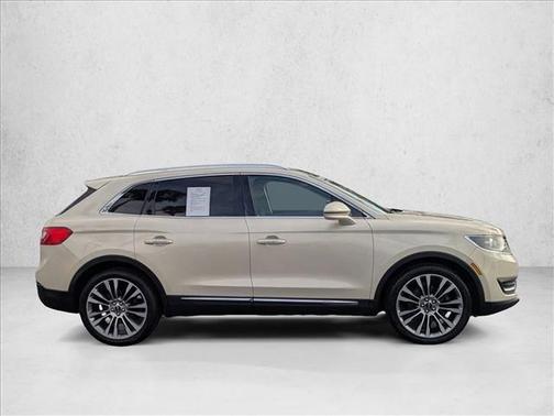 Platinum Dune Metallic Tri-Coat 2016 Lincoln MKX Reserve