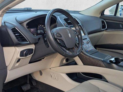 Platinum Dune Metallic Tri-Coat 2016 Lincoln MKX Reserve