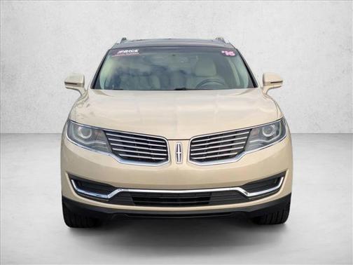 Platinum Dune Metallic Tri-Coat 2016 Lincoln MKX Reserve
