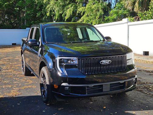 2025 Ford Maverick Lobo