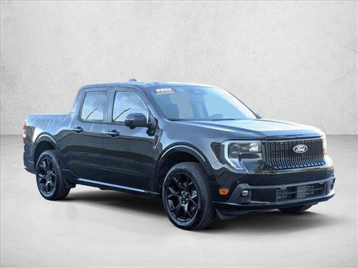 Shadow Black 2025 Ford Maverick Lobo