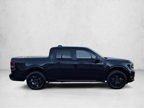 Shadow Black 2025 Ford Maverick Lobo