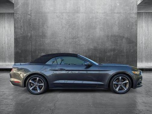 2015 Ford Mustang V6