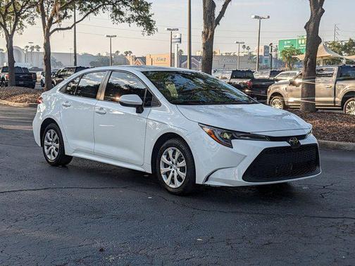 2022 Toyota Corolla LE