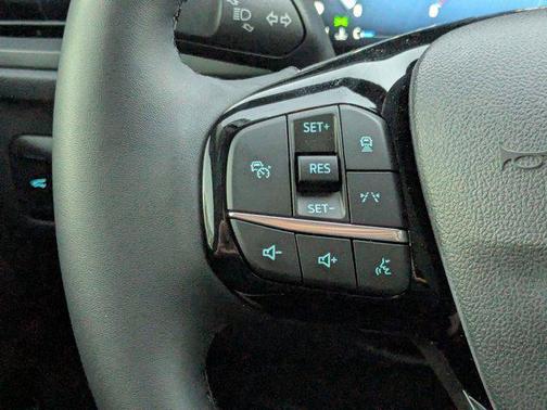 Oxford White 2024 Ford Escape Active