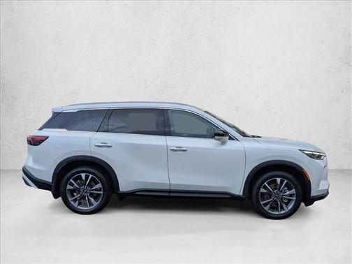 2022 INFINITI QX60 Luxe