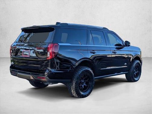 Agate Black Metallic 2027 Ford Expedition King Ranch