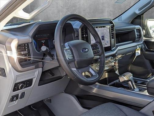 2025 Ford F-150 Lightning XLT