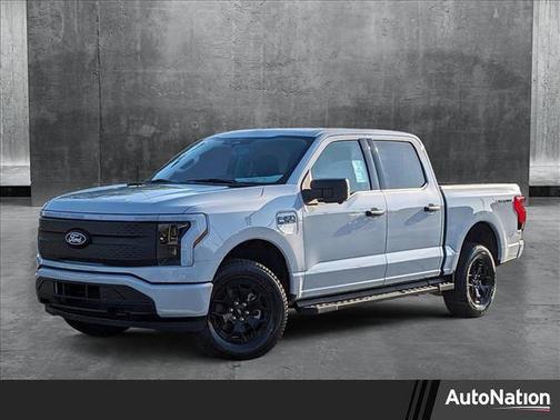 2025 Ford F-150 Lightning XLT