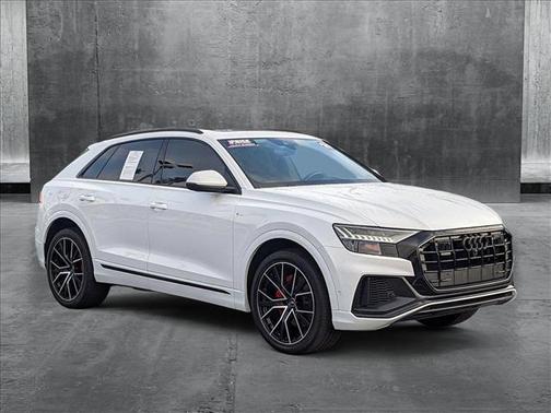 2021 Audi Q8 55 Premium Plus