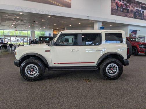 Wimbledon White 2026 Ford Bronco Outer Banks