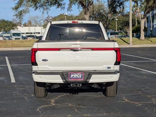 2023 Ford F-150 Lightning LARIAT