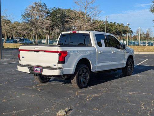 2023 Ford F-150 Lightning LARIAT
