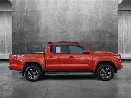 2017 Toyota Tacoma TRD Sport