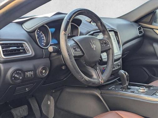 2017 Maserati Ghibli Base