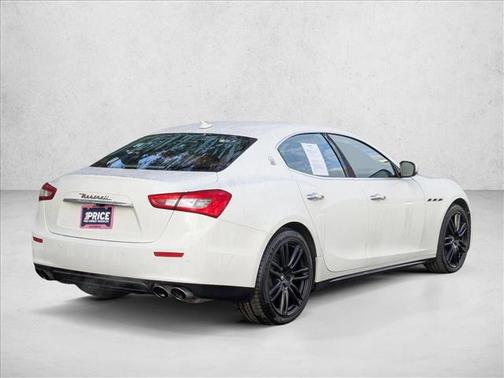 2017 Maserati Ghibli Base