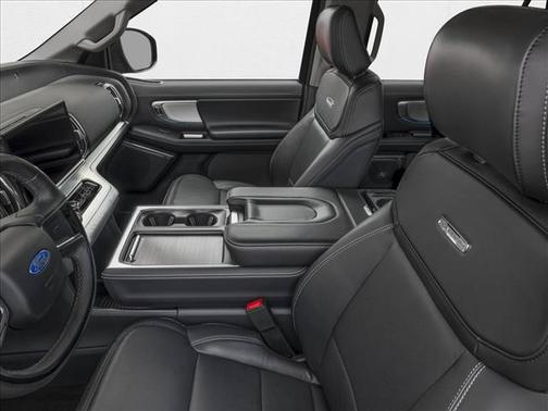 Star White Metallic Tri-Coat 2027 Ford Expedition Max Platinum