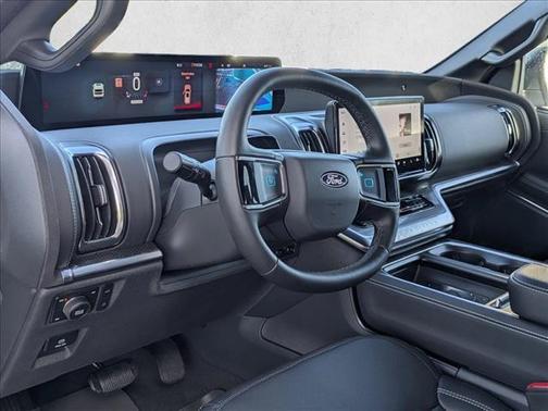 Star White Metallic Tri-Coat 2027 Ford Expedition Max Platinum