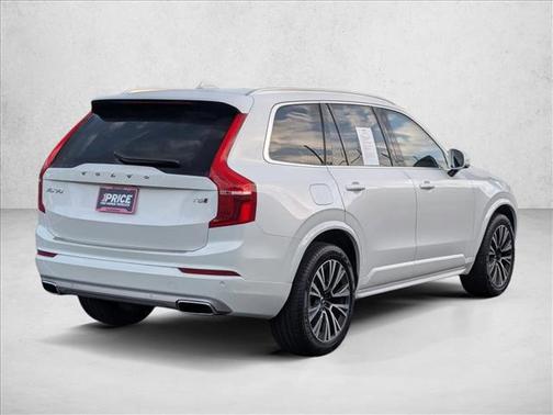Crystal White Metallic 2021 Volvo XC90 T5 Momentum