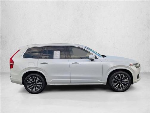 Crystal White Metallic 2021 Volvo XC90 T5 Momentum