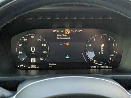 Crystal White Metallic 2021 Volvo XC90 T5 Momentum