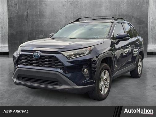 2019 Toyota RAV4 Hybrid XLE