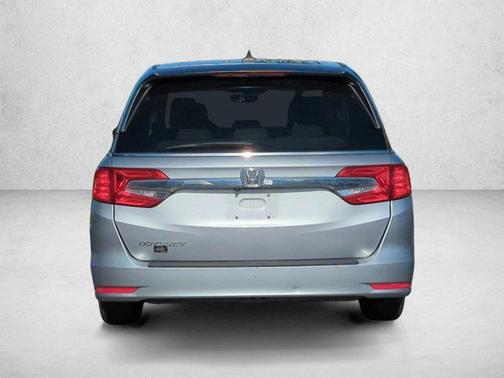Lunar Silver Metallic 2018 Honda Odyssey EX-L