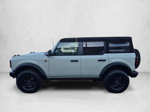 Desert Sand 2026 Ford Bronco Badlands